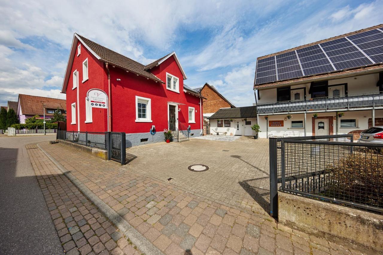 Wohnung 11 - Nur 10 Minuten Zu Fuss In Den Europa-Park Rust Luaran gambar